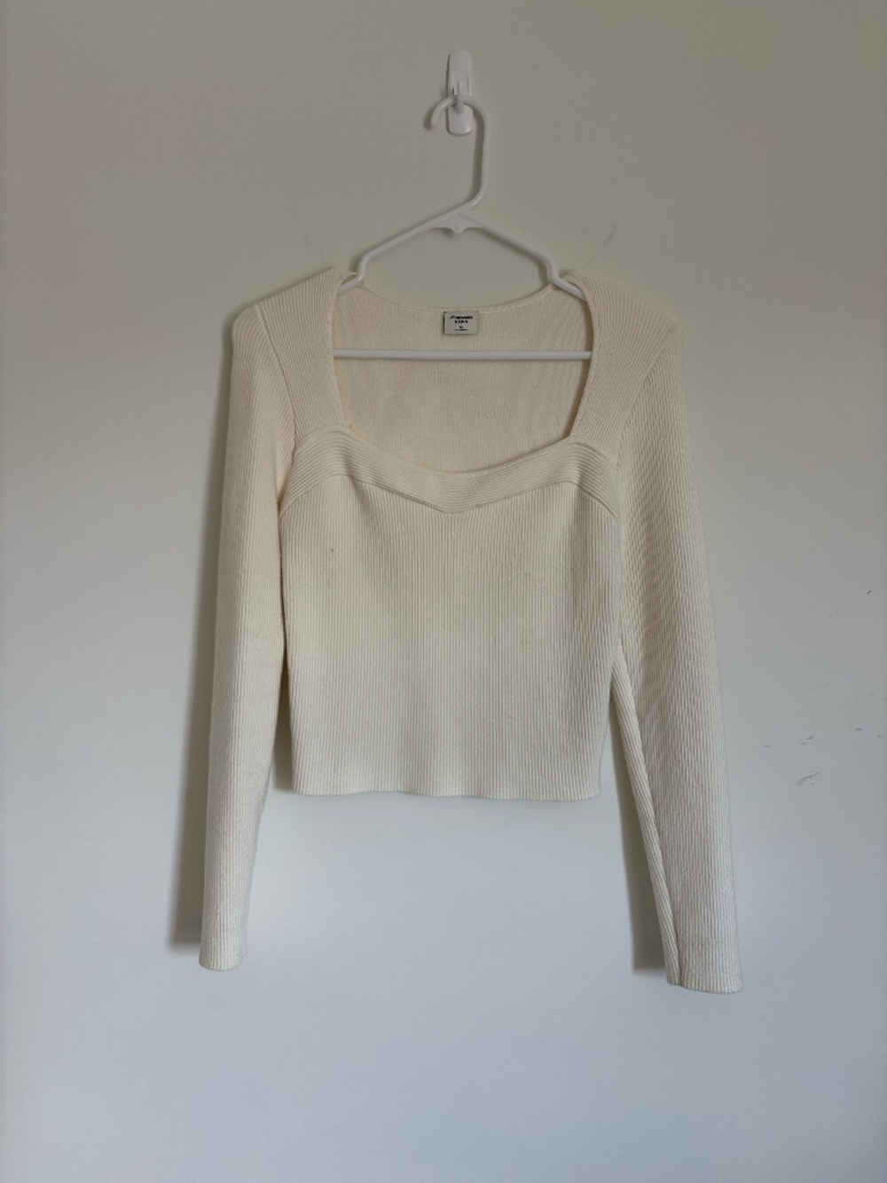 Abercrombie | Fitted White Sweater